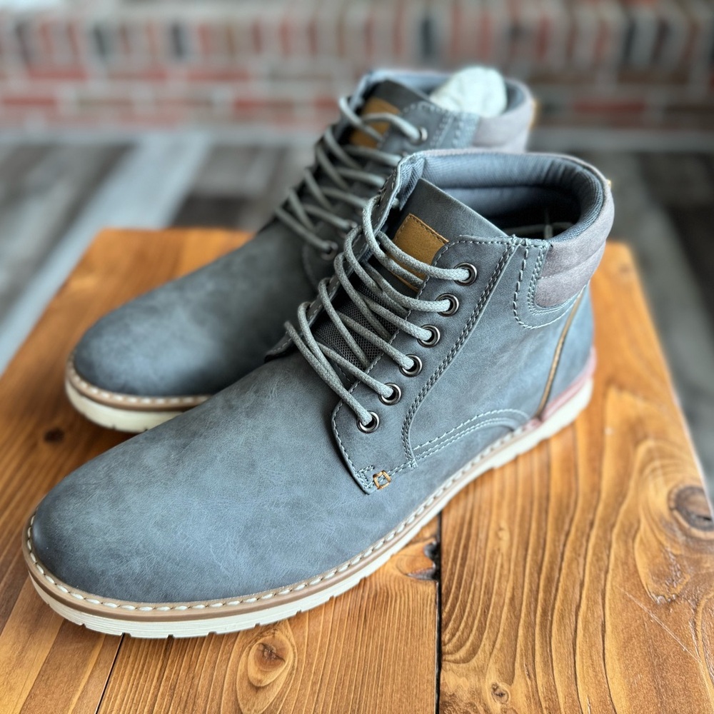 Vostey Chukka Boots